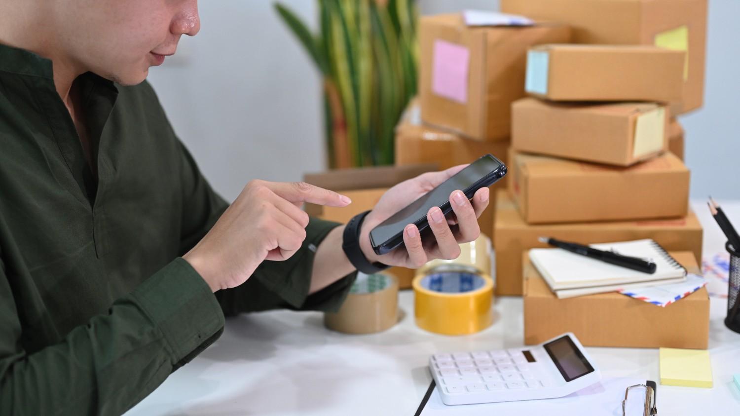 cropped-shot-man-startup-small-business-owner-chec-2024-11-27-18-41-25-utc (1) Supply chain risks